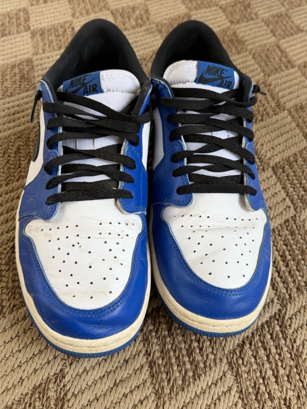 Nike Low-Top Sneakers - White & Blue with Black Accents